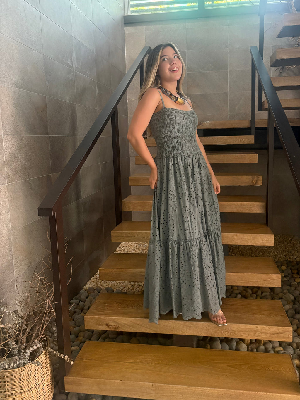 Vestido en Lino Color Olivo