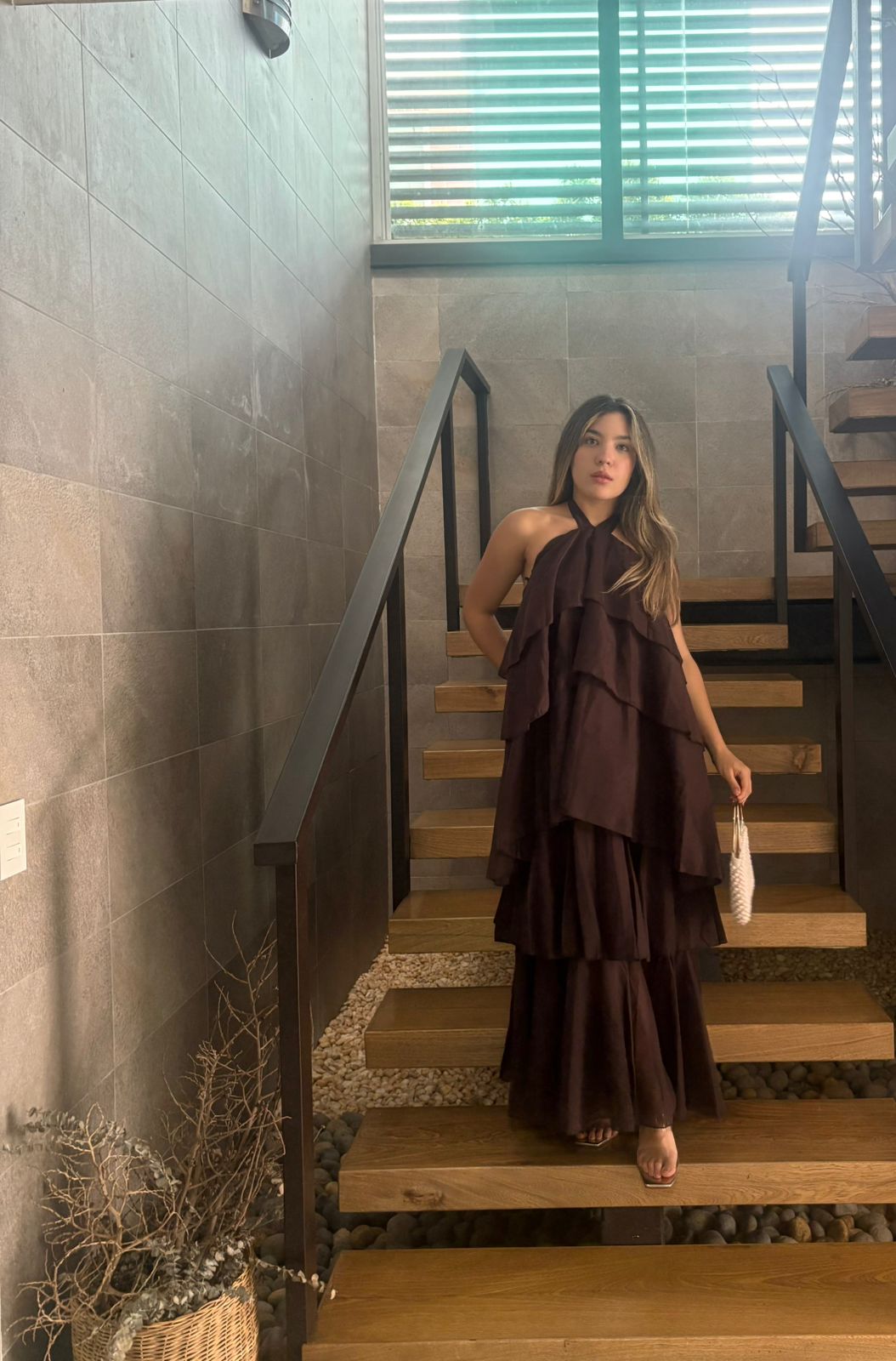 Vestido Juvenil en Capas Color Mocca